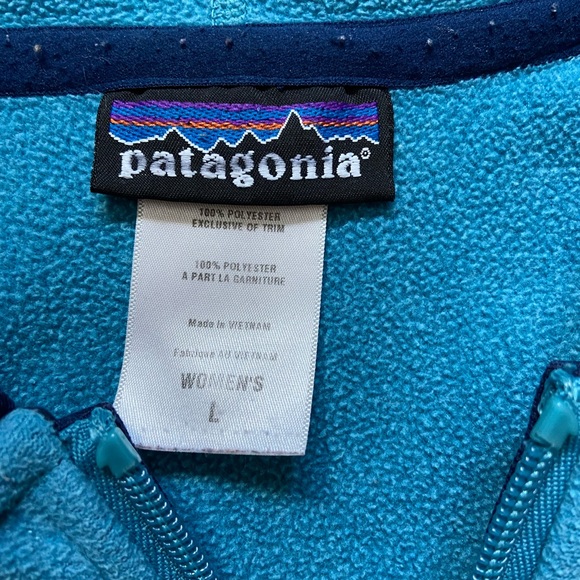 Patagonia- Woman’s L- Full Zip Blue Sweater - Picture 7 of 8